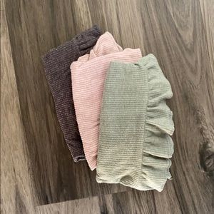 3 for 1 deal American Eagle tank tops